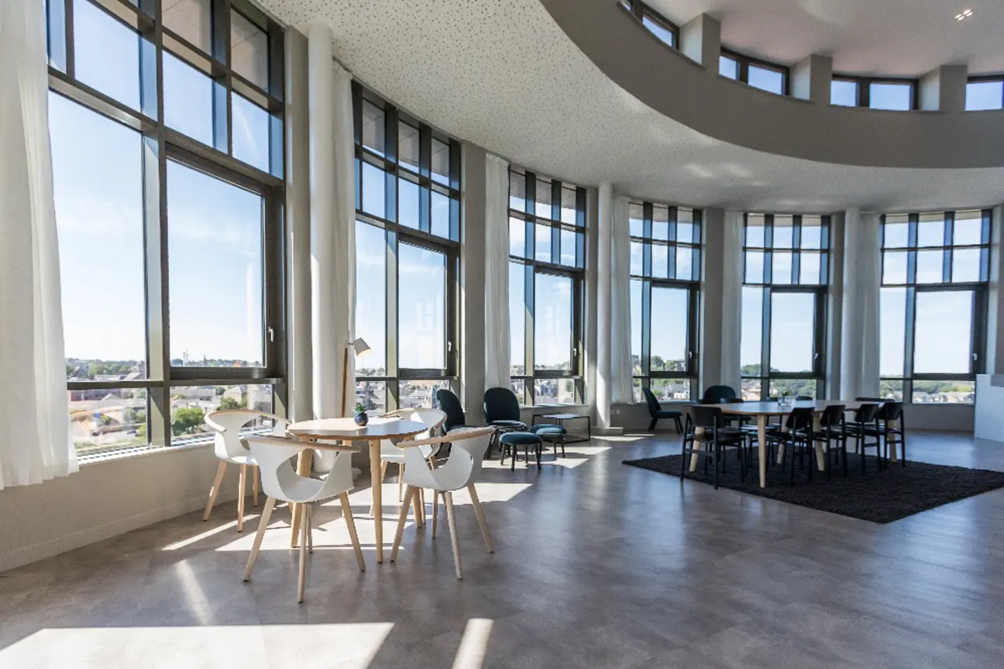 Caton Court Skylounge2