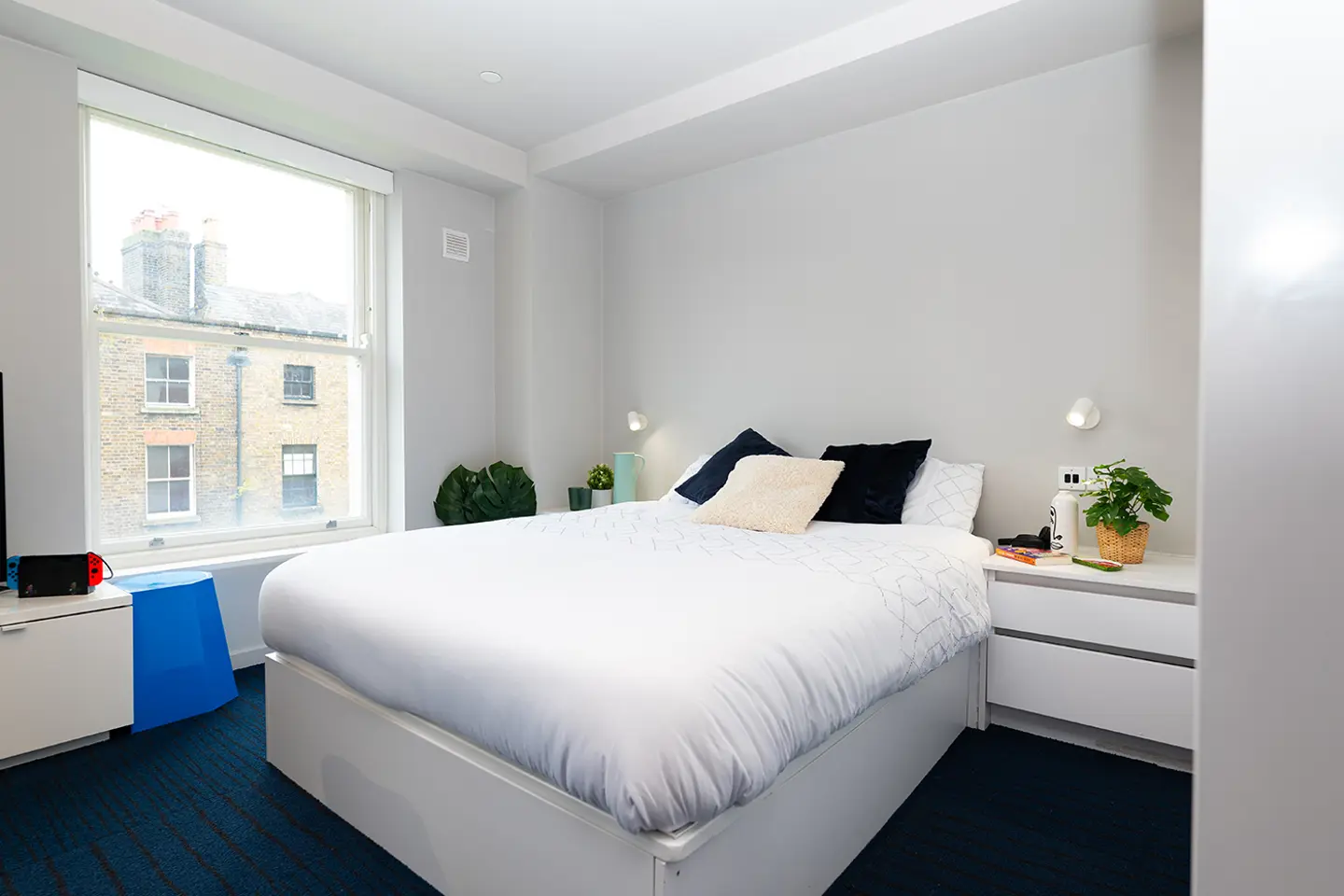 Photos & floor plans are for illustrative purposes. Room sizes & layouts may vary