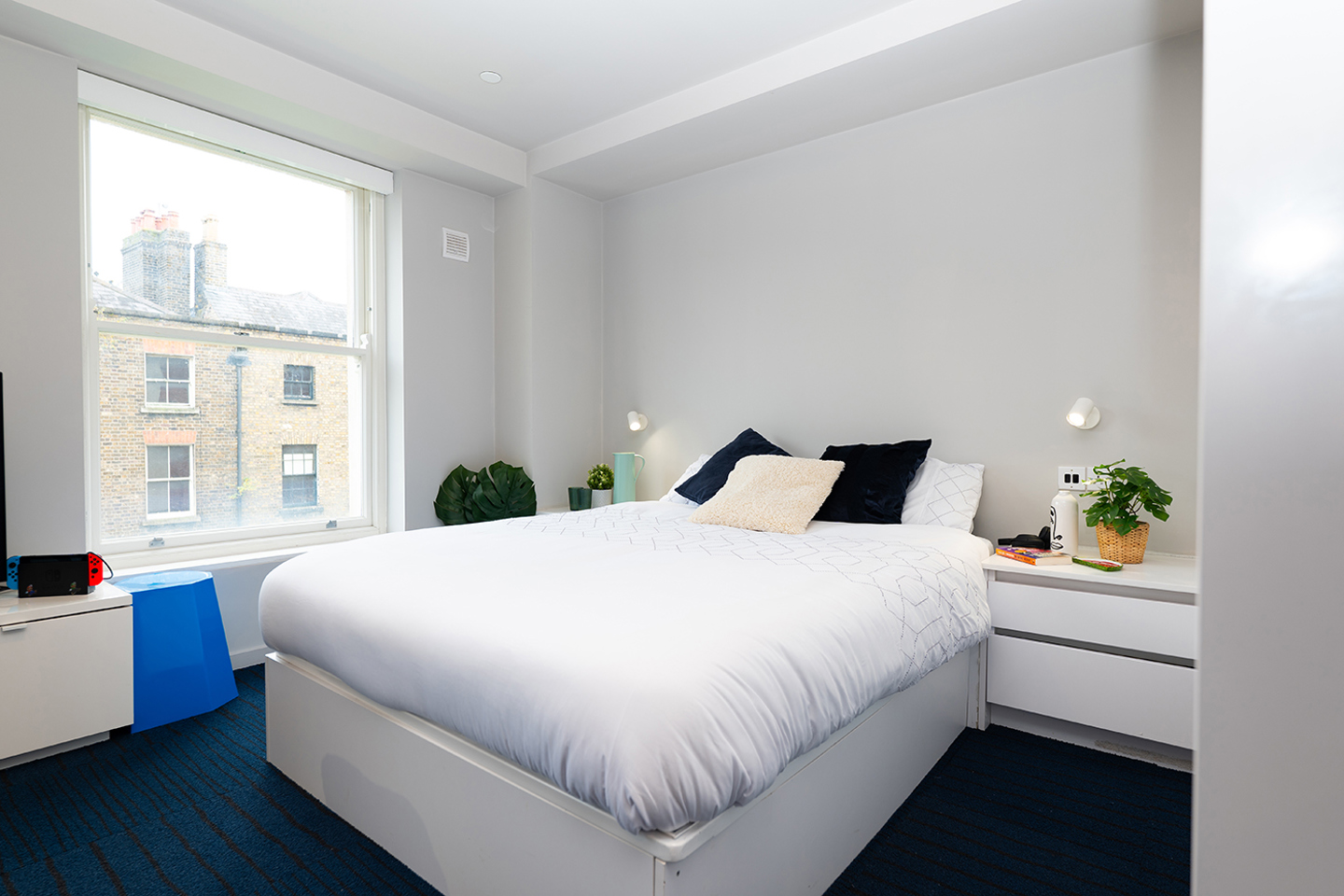 Photos & floor plans are for illustrative purposes. Room sizes & layouts may vary