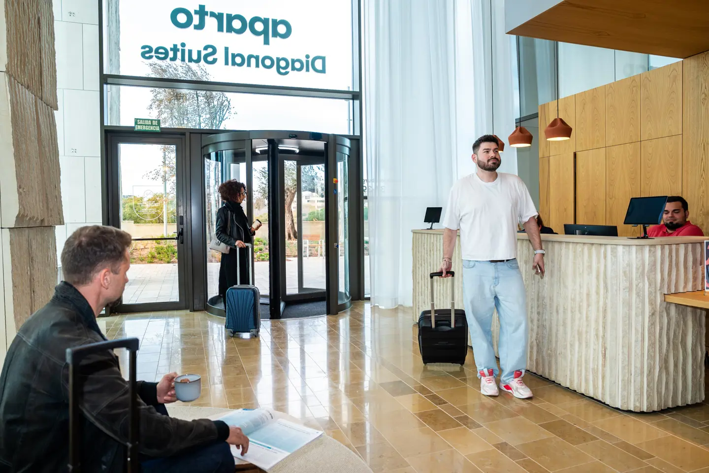 001 Aparto Hotel Diagonal Suites Lifestyle 11022026