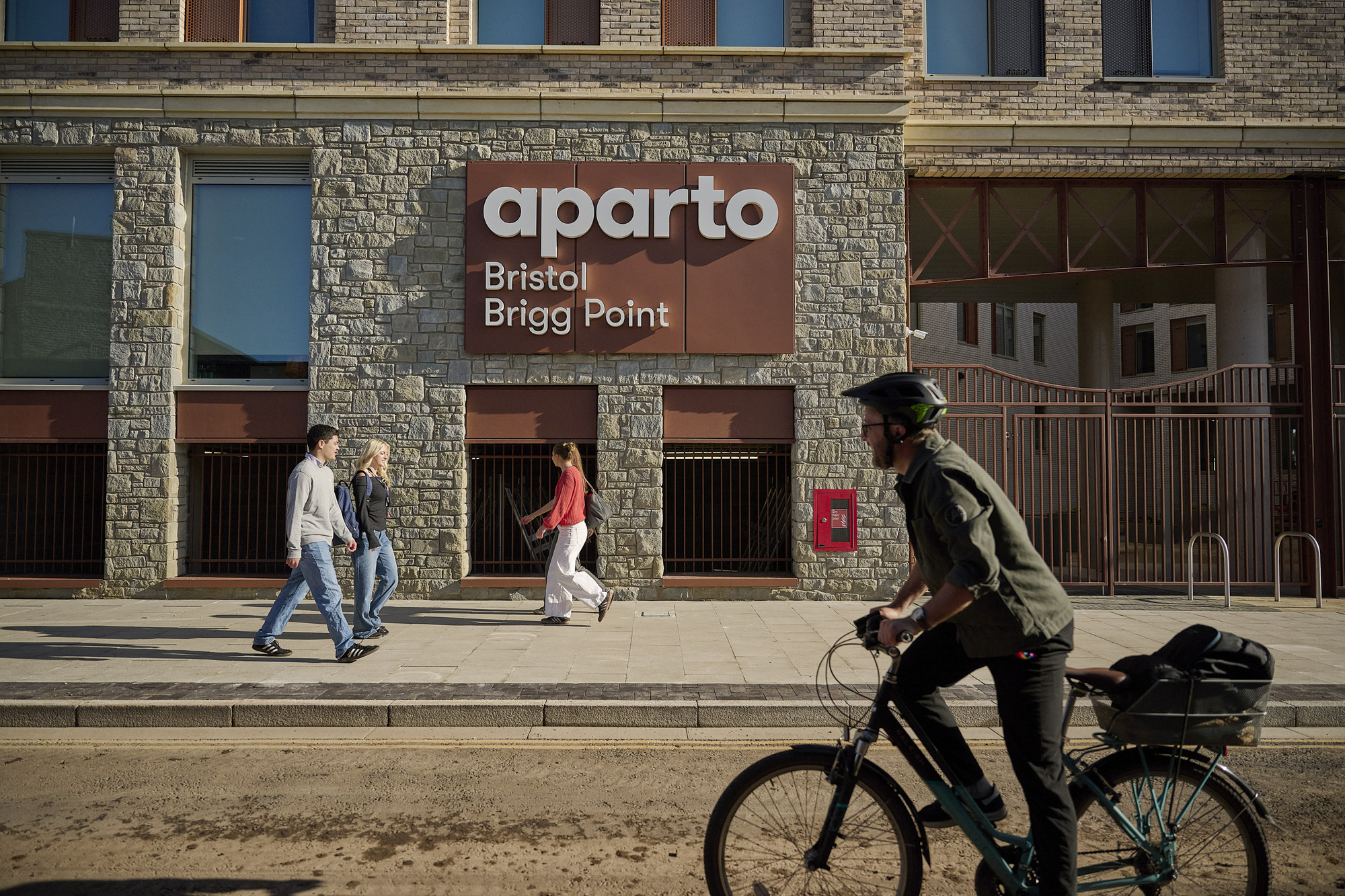 250904 APARTO BRISTOL 0872