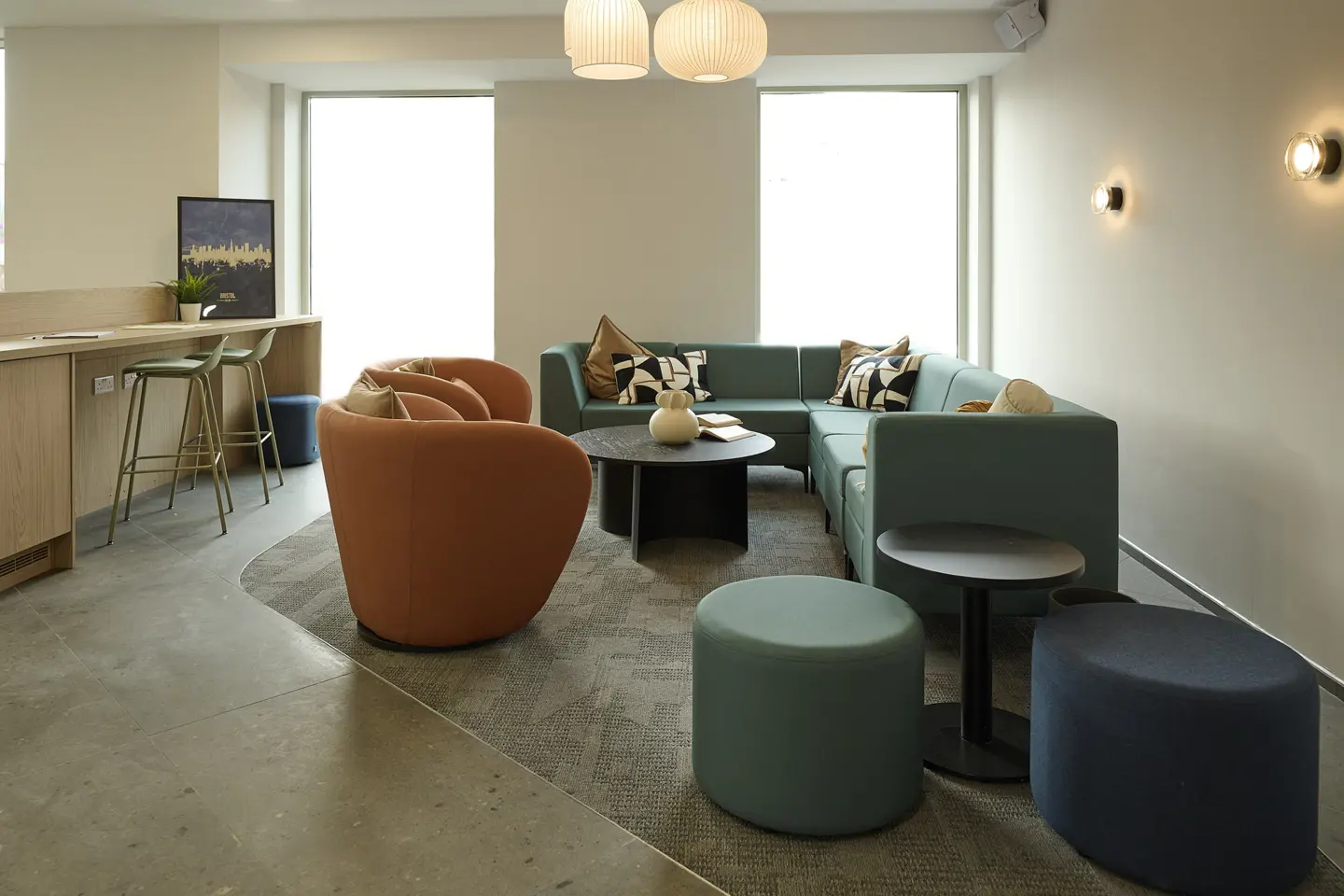 250904 APARTO BRISTOL 3282