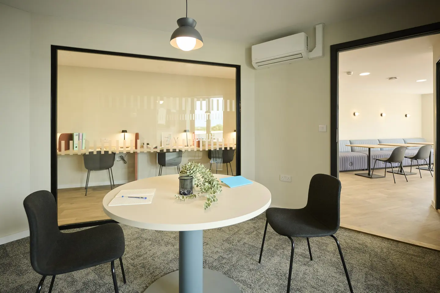 250904 APARTO BRISTOL 0646