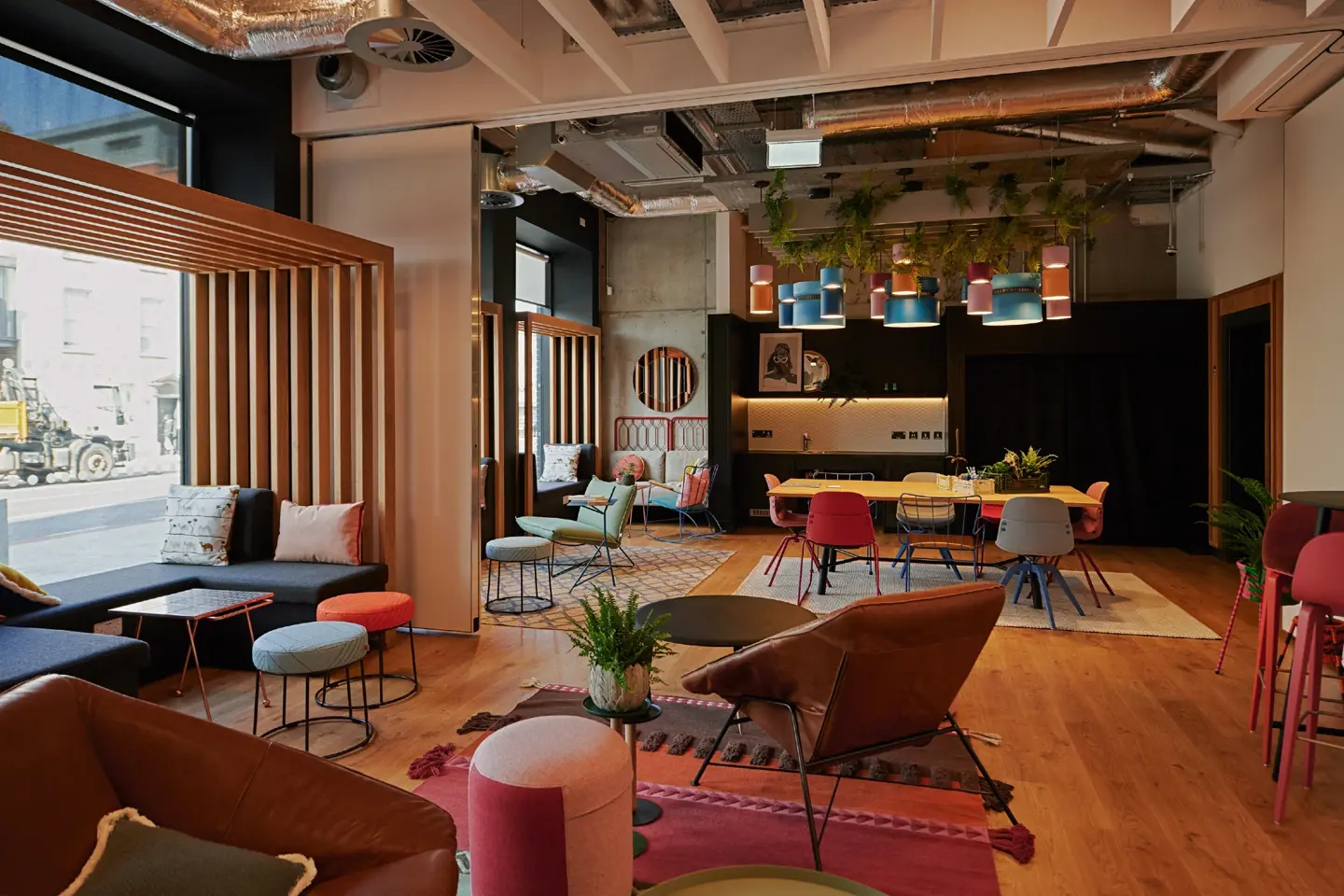 20200428 APARTO LOOM 00370