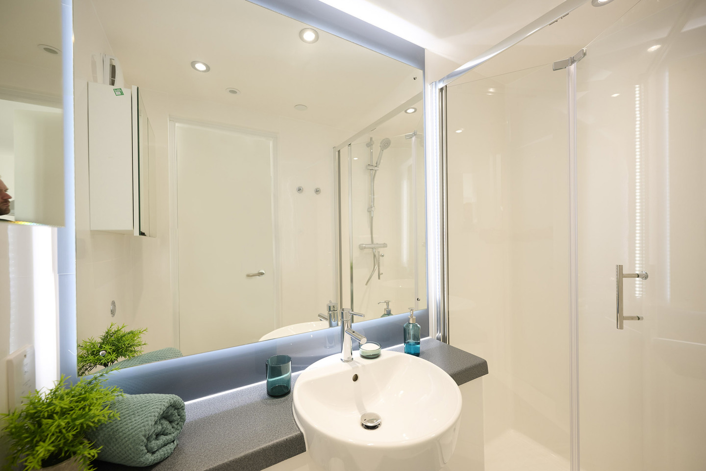 Salles de bains attenantes  2