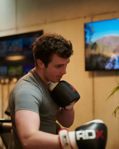 20200428 APARTO LOOM 02175