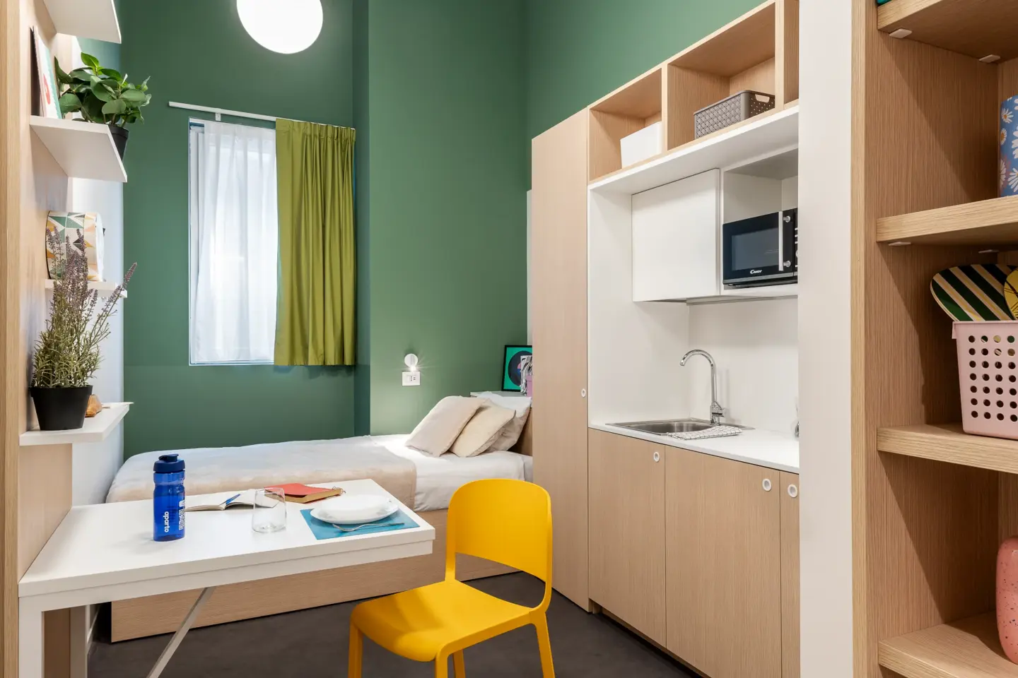 Photos & floor plans are for illustrative purposes. Room sizes & layouts may vary