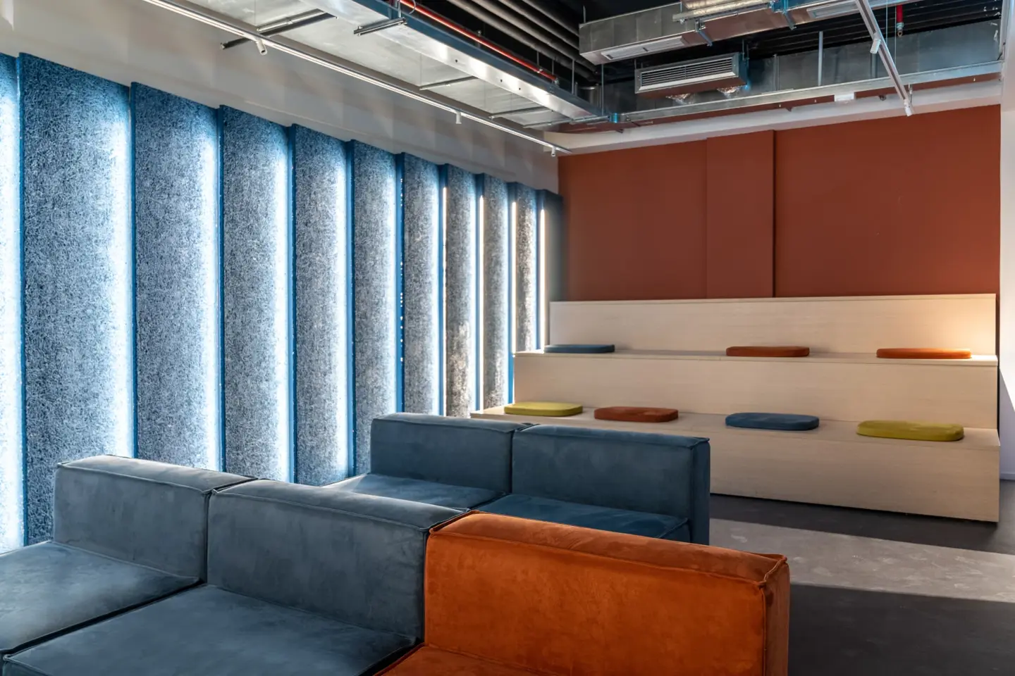 APARTO Milano Ripamonti SALA CINEMA 2