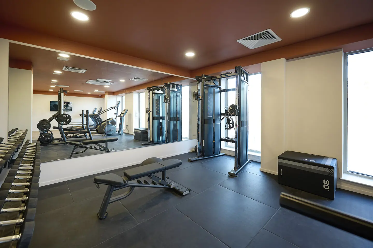 250904 APARTO BRISTOL 0811